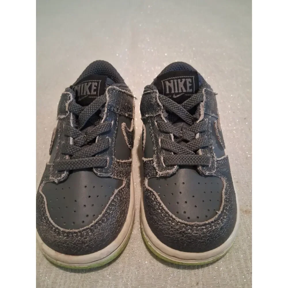 Nike Dunk Low SE Halloween Cauldron Toddler Size 6C DQ6217-001 Grey Green
